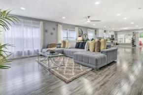 Chic Orlando Family Getaway with Fenced Yard!